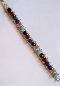 إسوارة من الخرز 